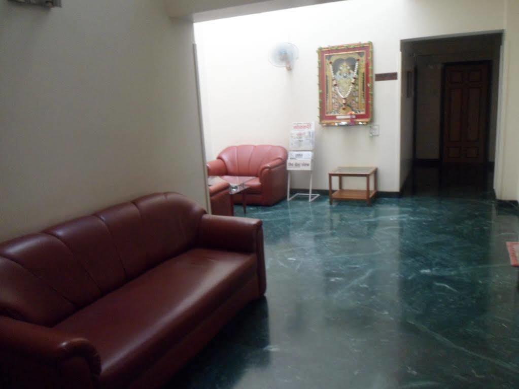 Pooja International Nashik Hotel Kültér fotó